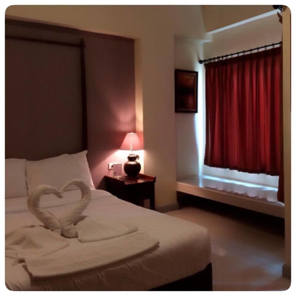 Chivapuri Residence Bangsaen Chonburi Buitenkant foto