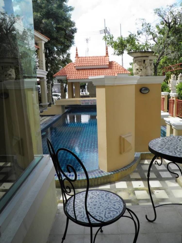 Chivapuri Residence Bangsaen Chonburi Buitenkant foto