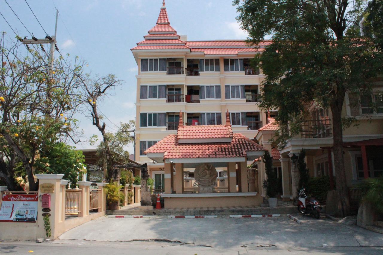 Chivapuri Residence Bangsaen Chonburi Buitenkant foto