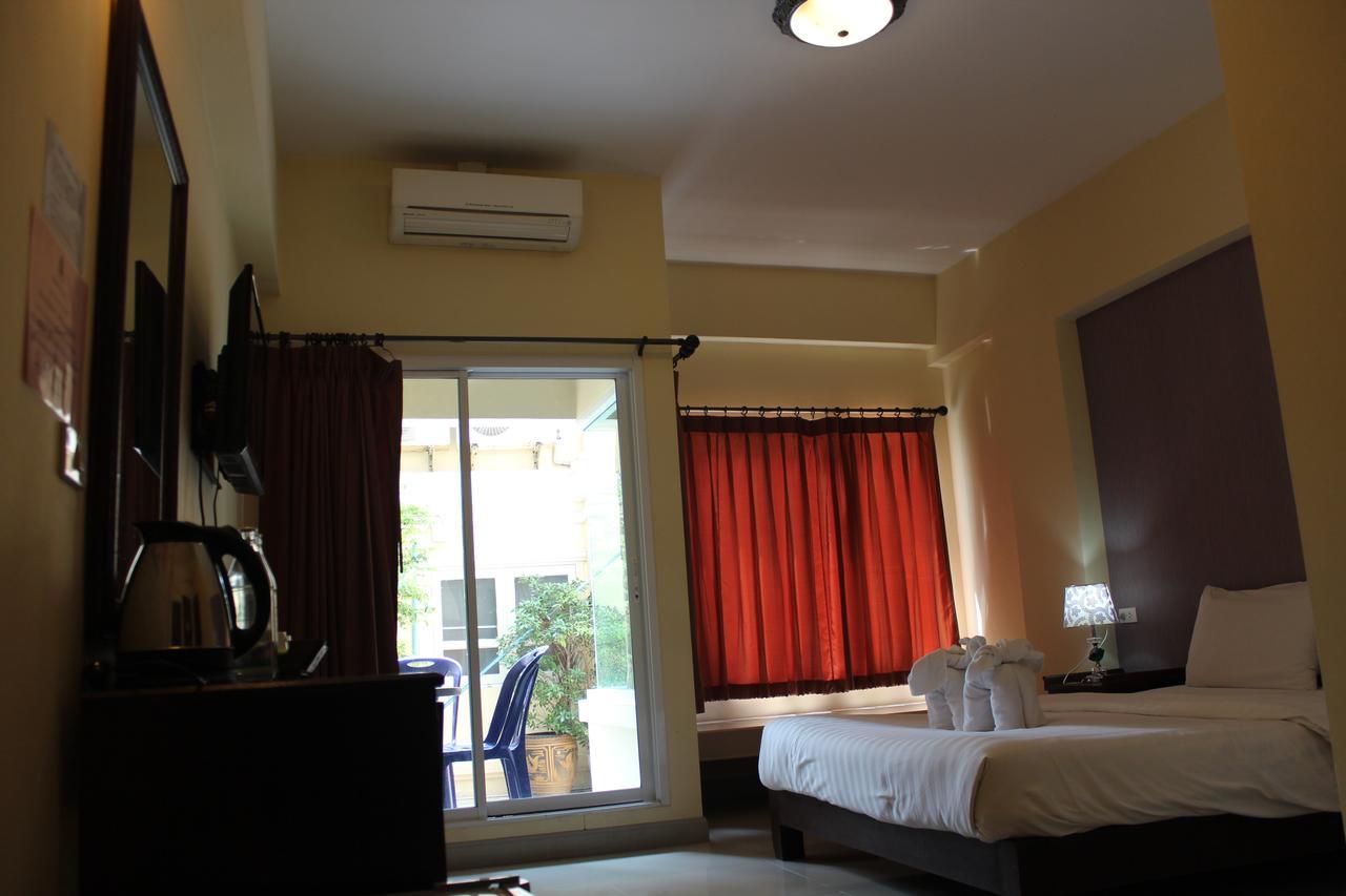 Chivapuri Residence Bangsaen Chonburi Buitenkant foto