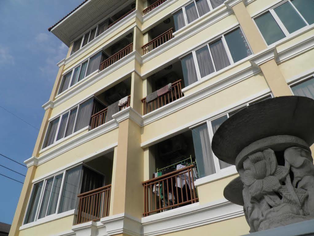 Chivapuri Residence Bangsaen Chonburi Buitenkant foto