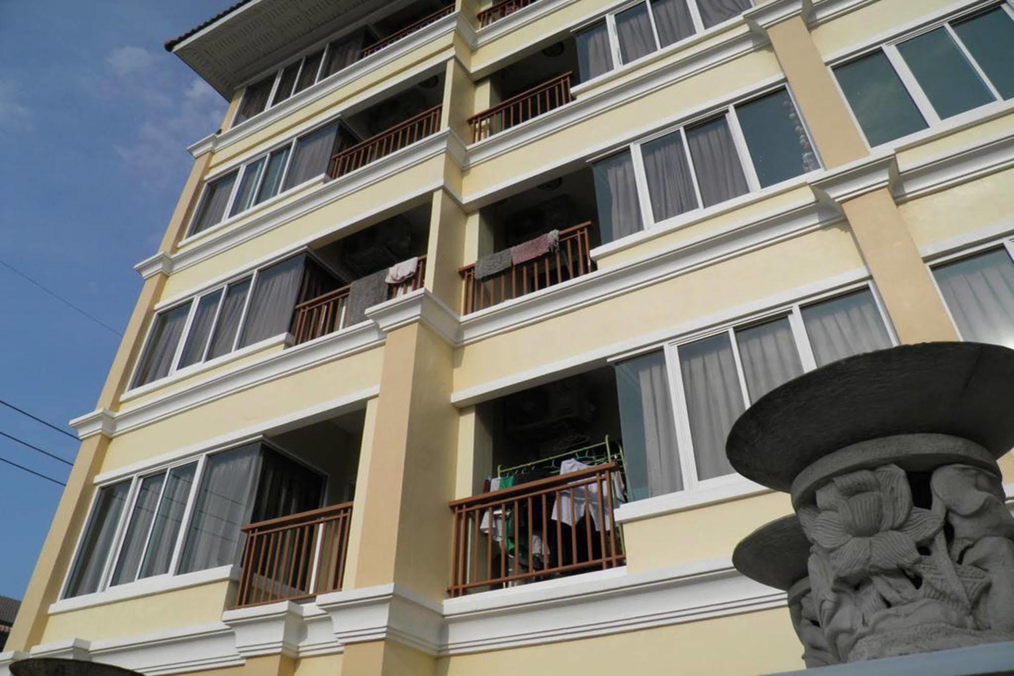 Chivapuri Residence Bangsaen Chonburi Buitenkant foto