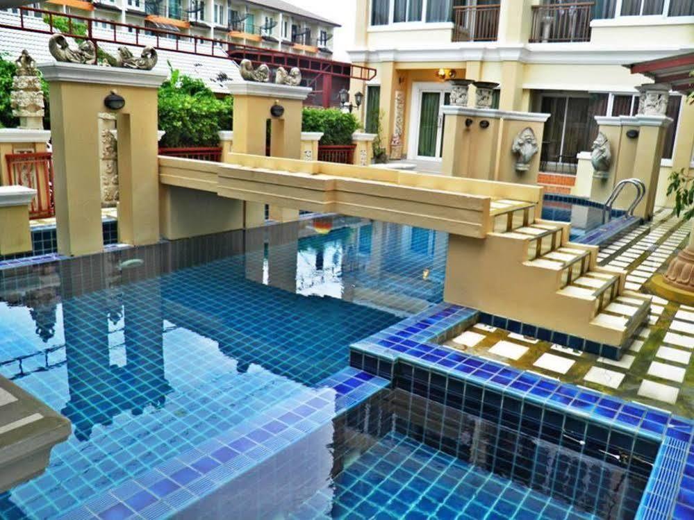 Chivapuri Residence Bangsaen Chonburi Buitenkant foto