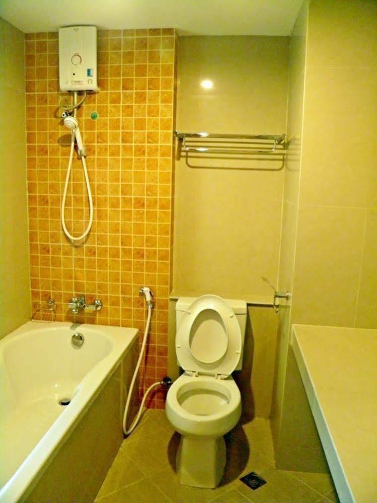 Chivapuri Residence Bangsaen Chonburi Buitenkant foto