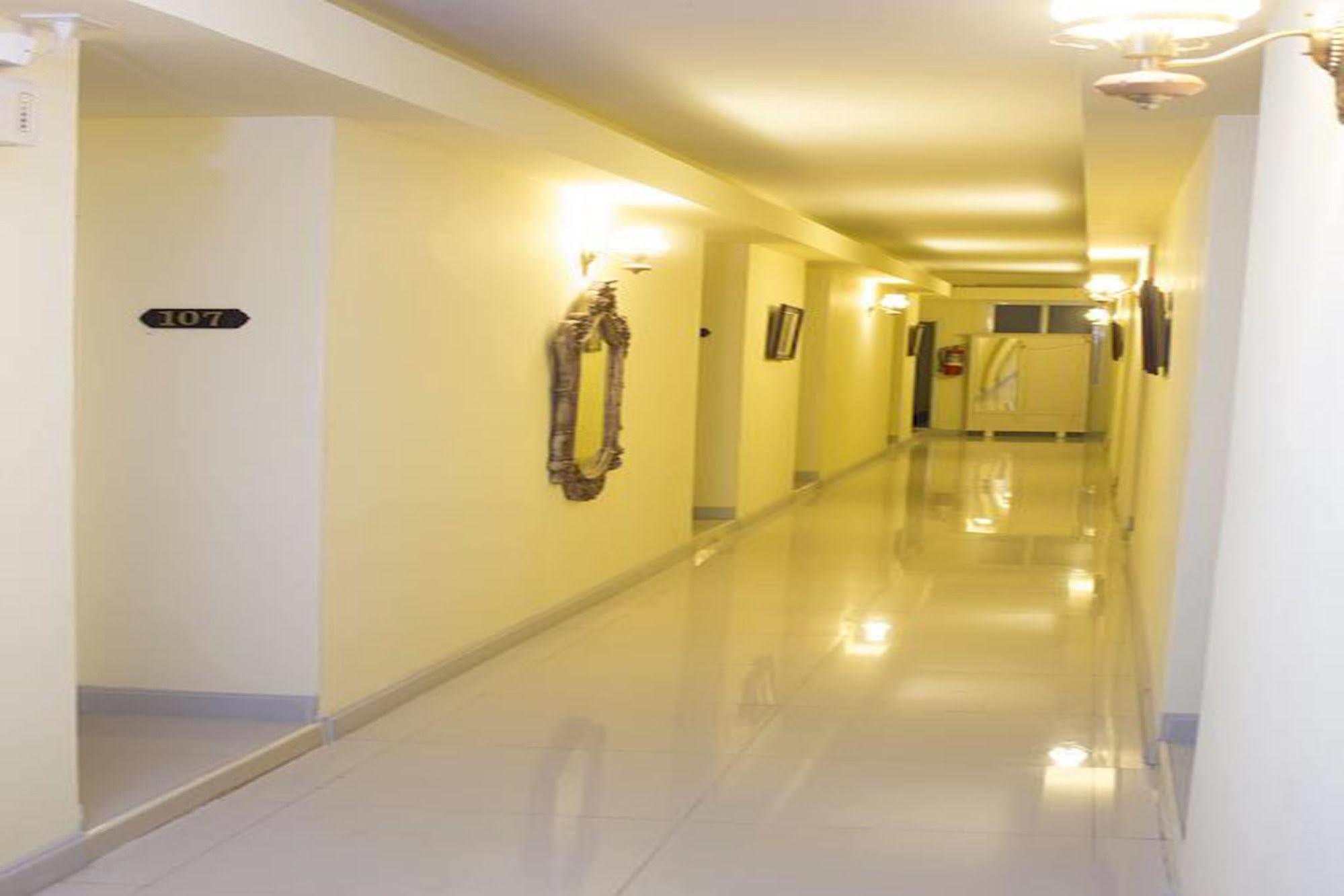 Chivapuri Residence Bangsaen Chonburi Buitenkant foto