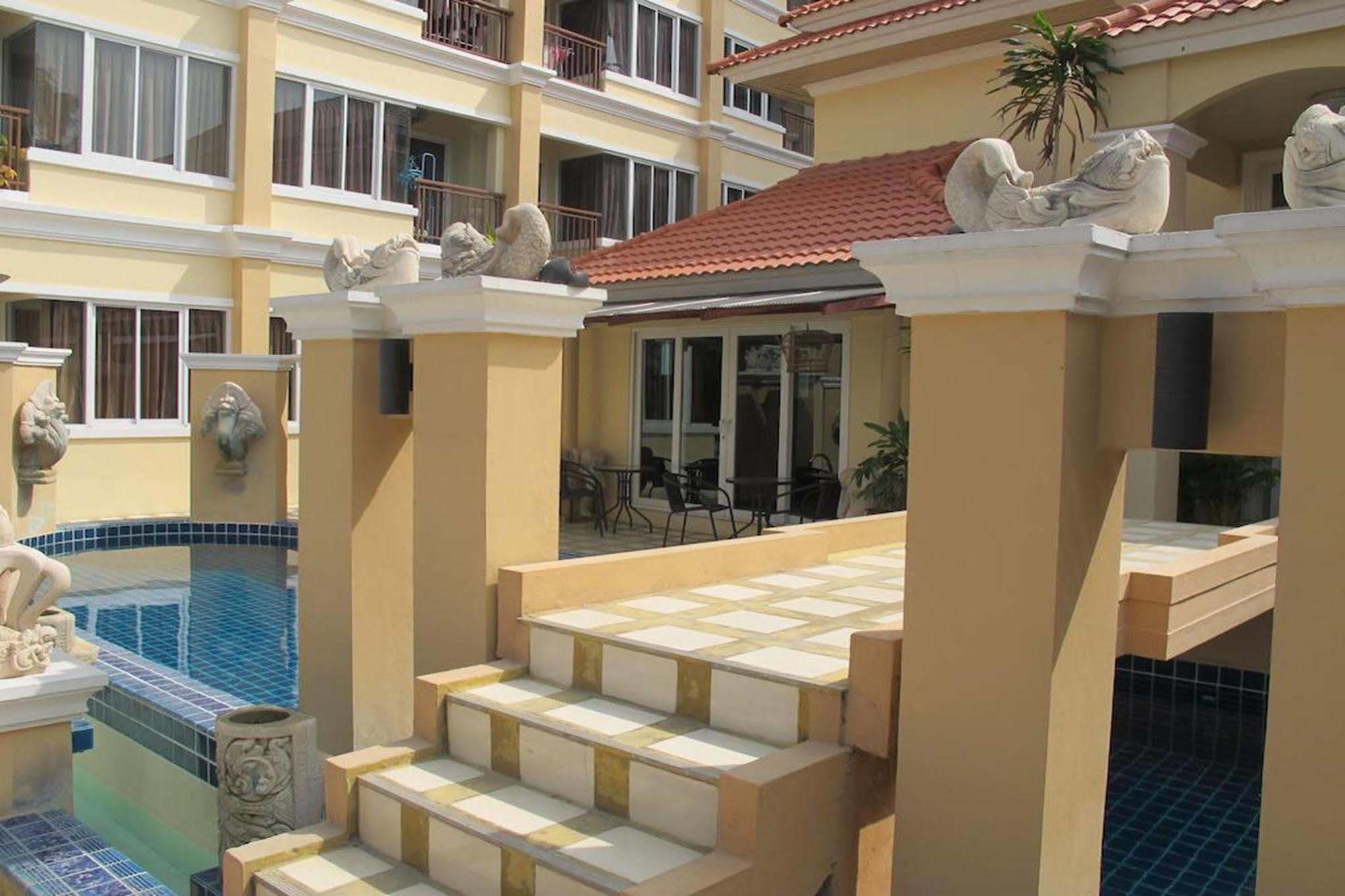 Chivapuri Residence Bangsaen Chonburi Buitenkant foto
