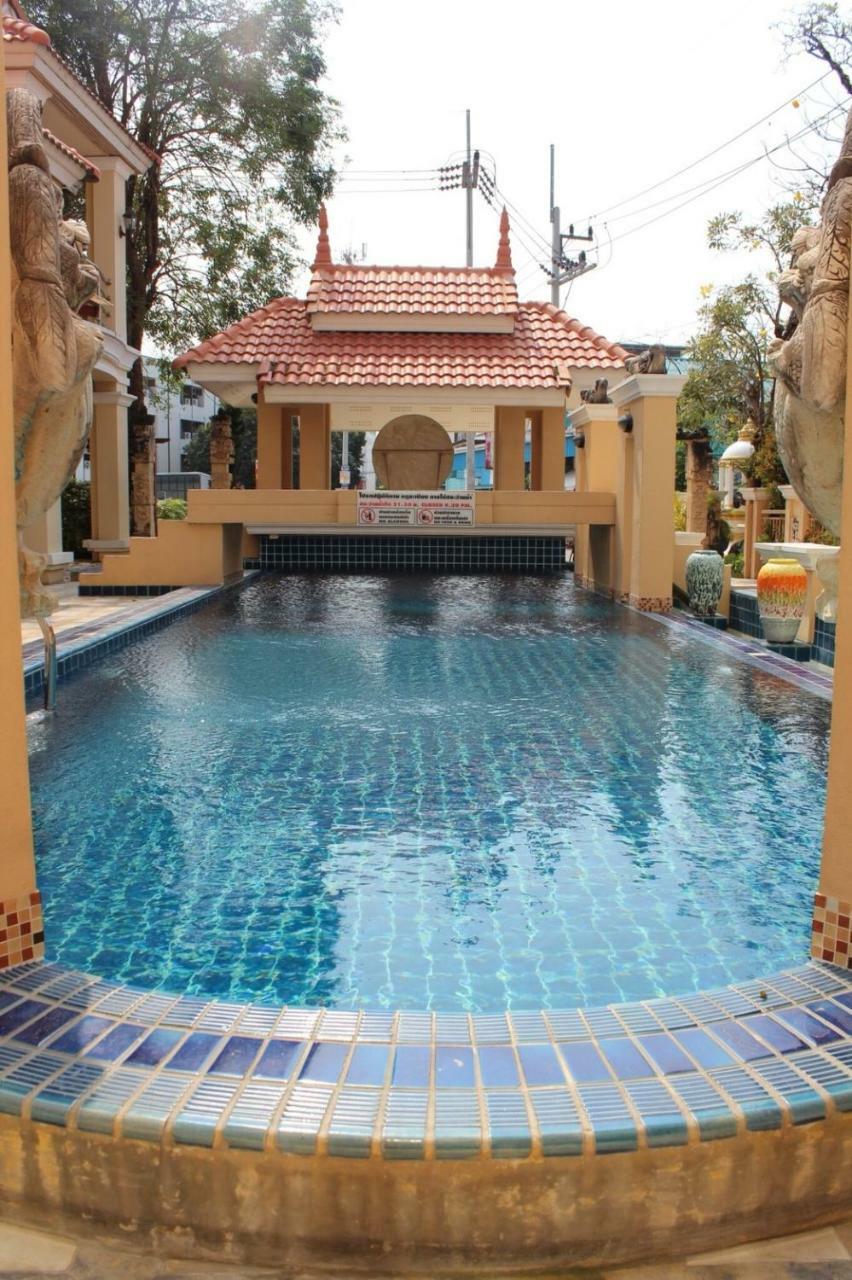 Chivapuri Residence Bangsaen Chonburi Buitenkant foto